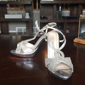 CaparrO Heels4cheap : size 6- 6.5